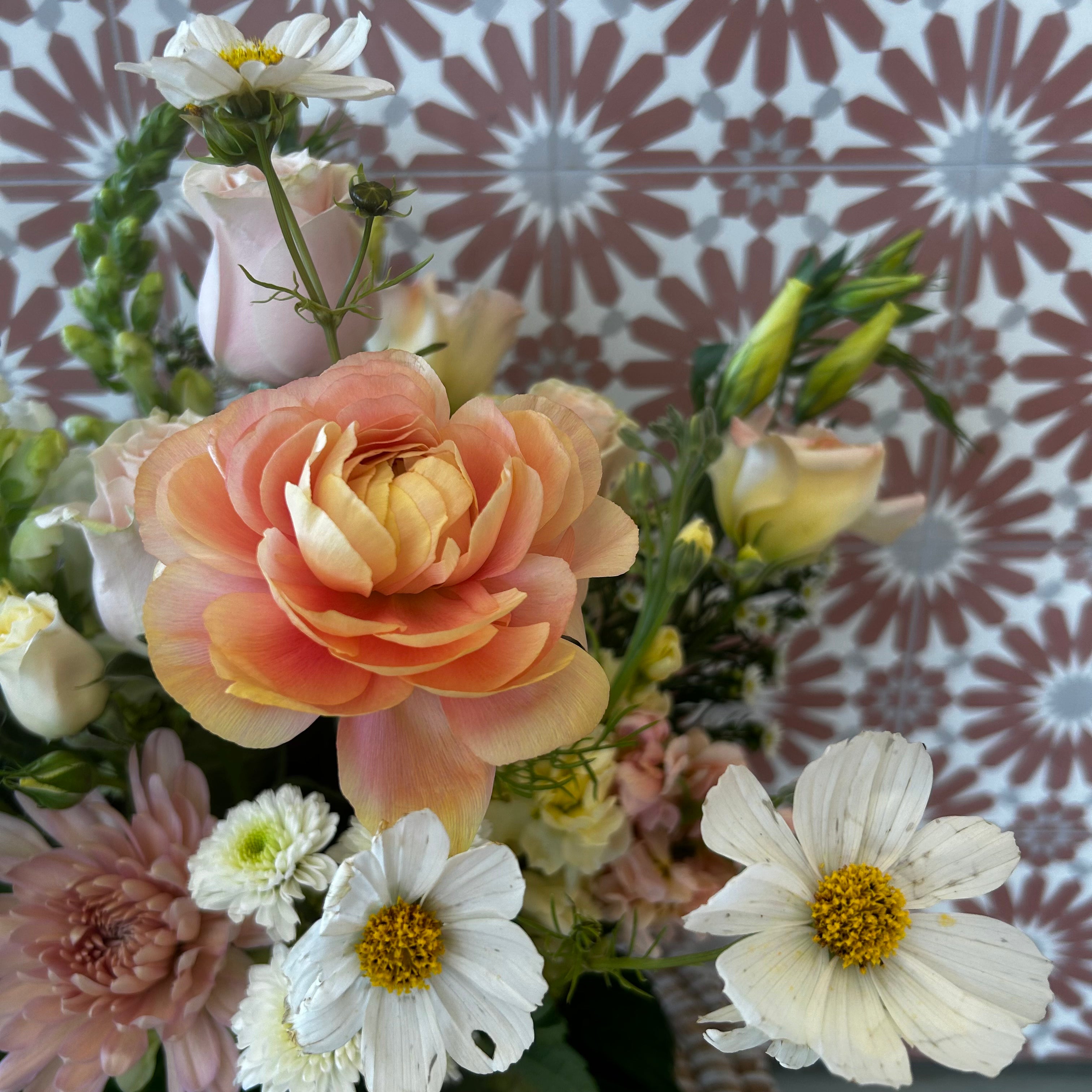 Bright + Bold, Fresh Arrangement