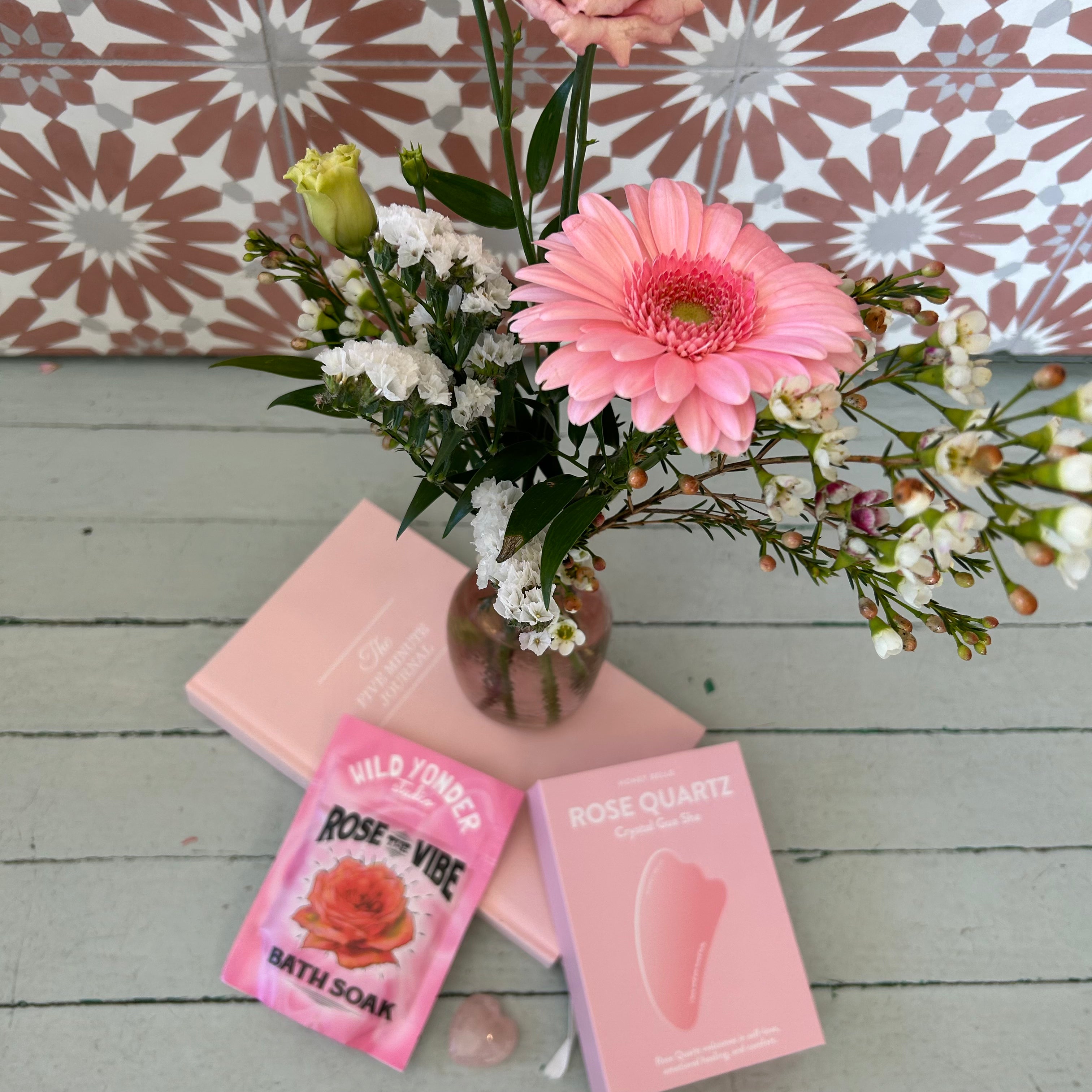 "Pamper" Curated Gift Bag: A V-Day Exclusive